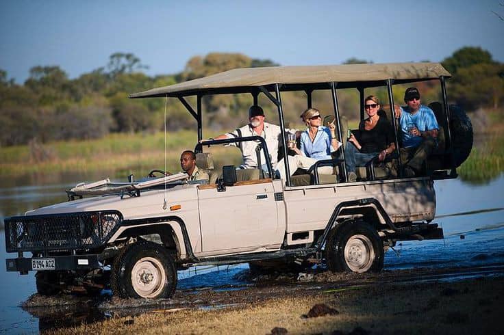 4x4 Zimbabwe with a driver or guide