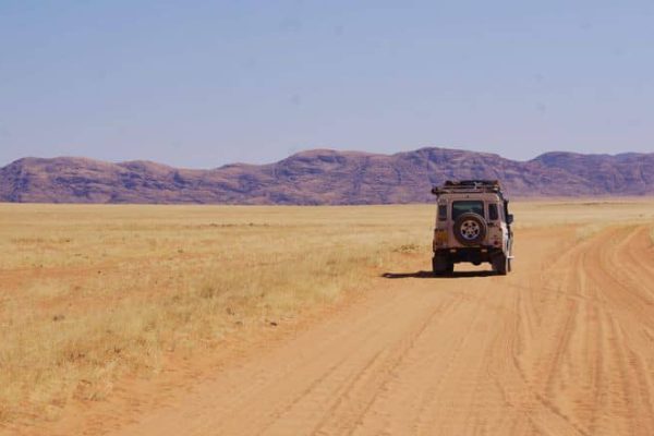 One way 4x4 car rental Zimbabawe